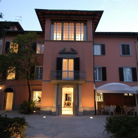 Residence Il Fortino Marina di Massa Buitenkant foto