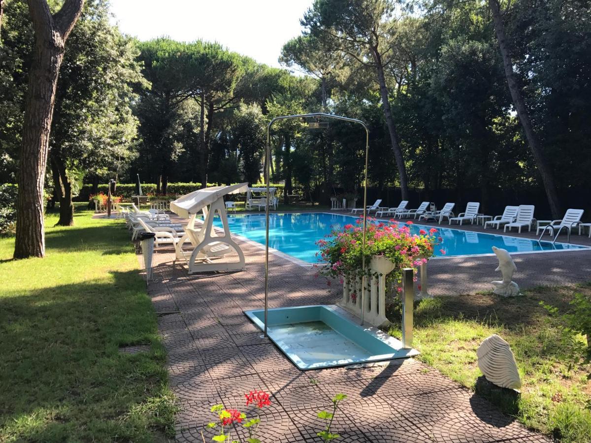 Residence Il Fortino Marina di Massa Buitenkant foto